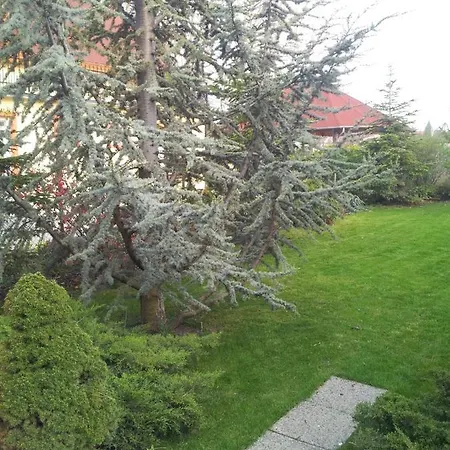 Anna Apartman